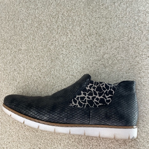 Rieker comfort booties, euro size 39, 8.5/9.0. Good condition. - Picture 2 of 3